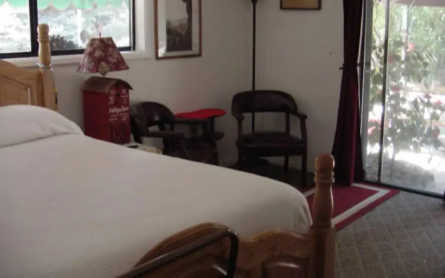 Vulture's View Bed and Breakfast