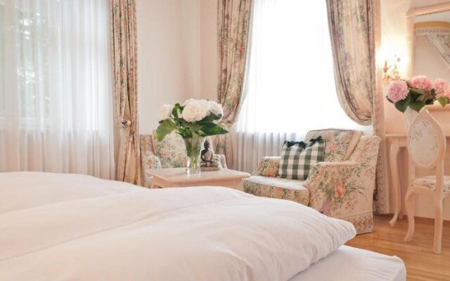 Villa Adolphine