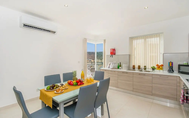 The Hillock North G23