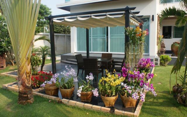 Sumali Villa
