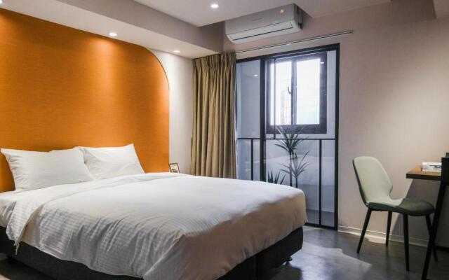 Giant Rich Hotel