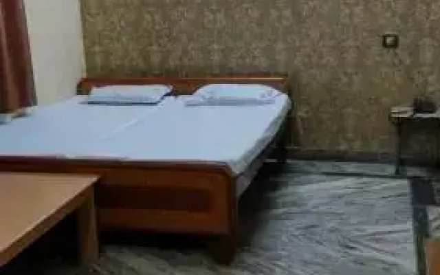 Hotel Shree Palace, Jhansi