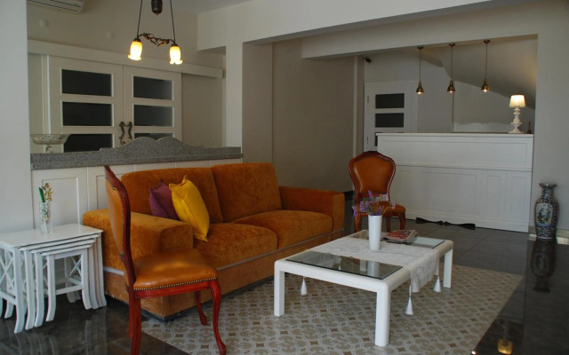 Melaike Otel