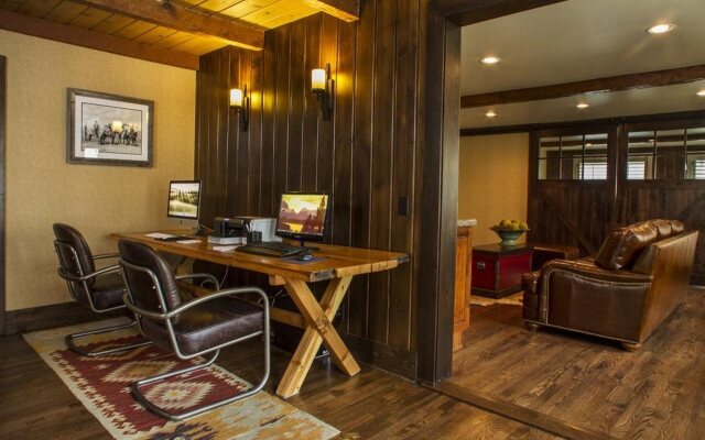 Jackson Hole Lodge