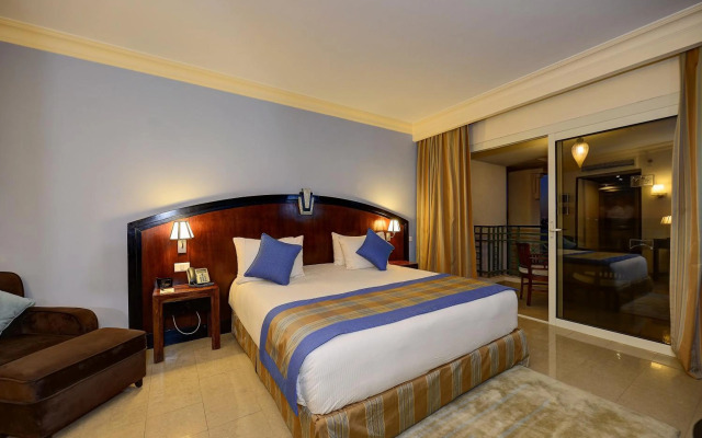 Stella Di Mare Beach Hotel & Spa