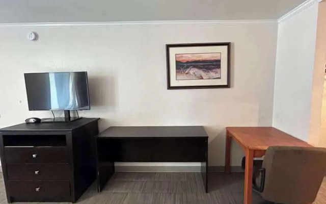 Studio 6 Fort Worth, TX – Downtown East