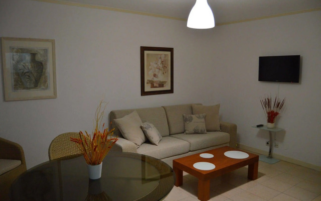 Mouraliz Apartmentos