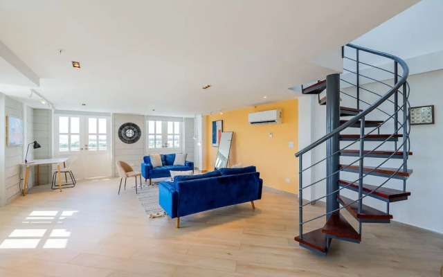 w Homely 2BR With Balcony in Panama