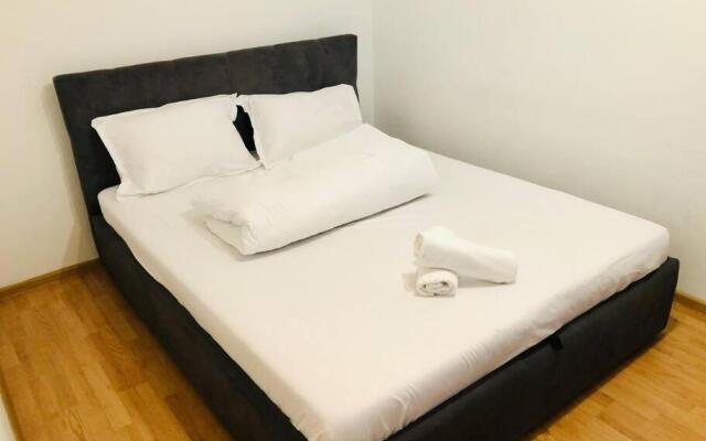 Nice apt near Spitalul Judetean, all you need LR14
