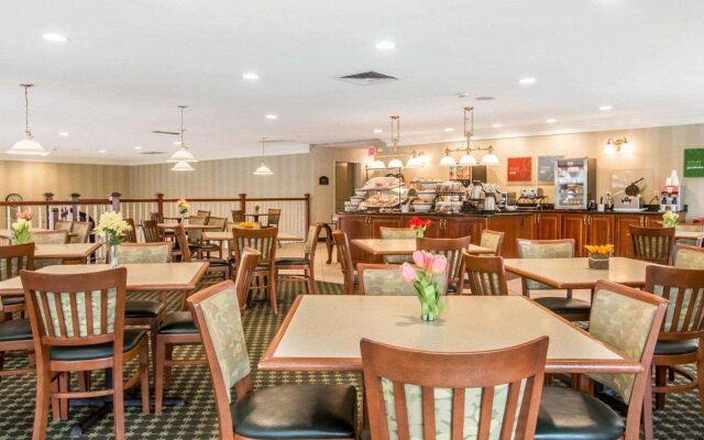 Comfort Inn & Suites East Greenbush - Albany