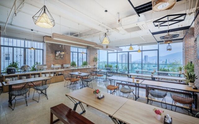 Rosetta Hotel Danang