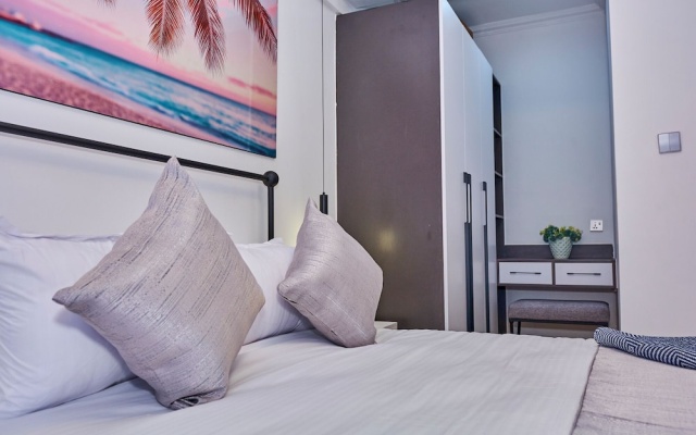 Makao By Edmor Suites