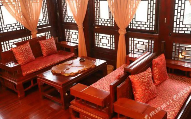 Baoshan Hotspring Hotel