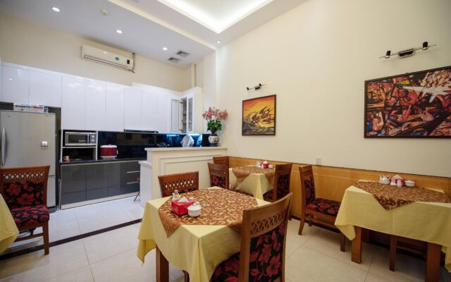 OYO 518 Chariot Hotel