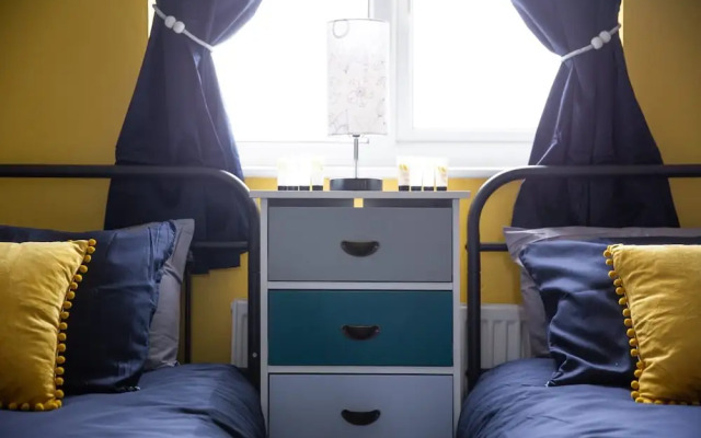 6 Guests - Pet Friendly - 10min Leeds City Centre