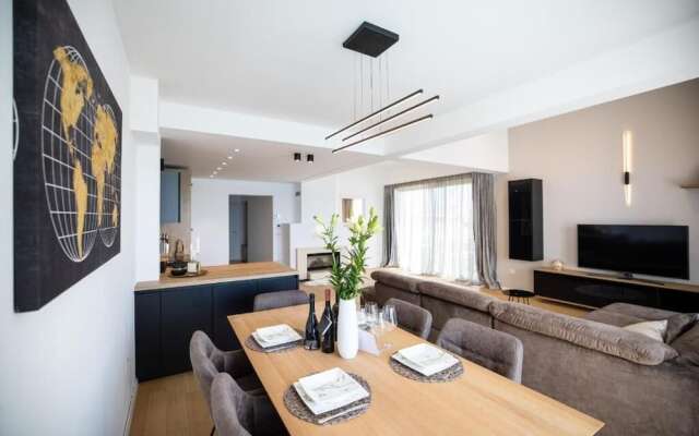 Penthouse Suite Arben