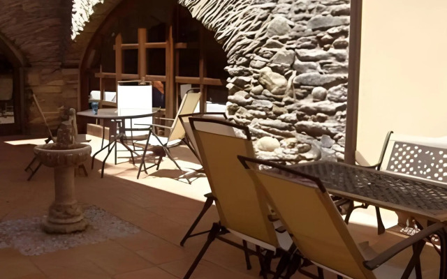 hostal casa lacreu