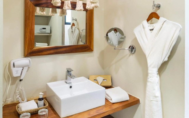 Baccarat Hotel and Residences New York