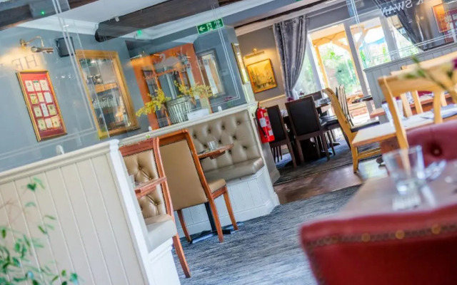 The Black Swan Inn