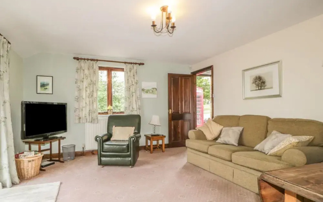 Pond End Cottage