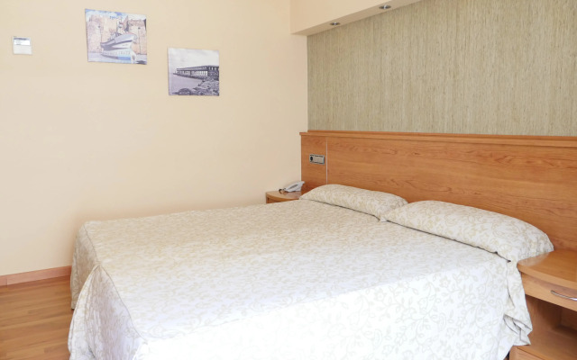 Hotel Rusadir