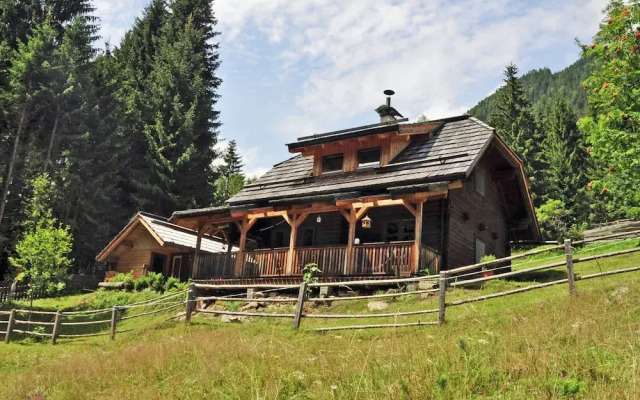 Chalet in Kolbnitz-teuchl With Balcony