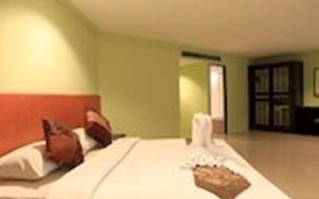 Pattaya Centre Hotel