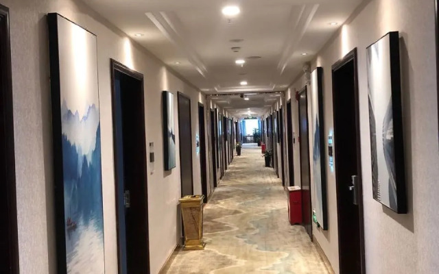 Oujing Hotel (Dongguan Chang'an Xiabian Store)