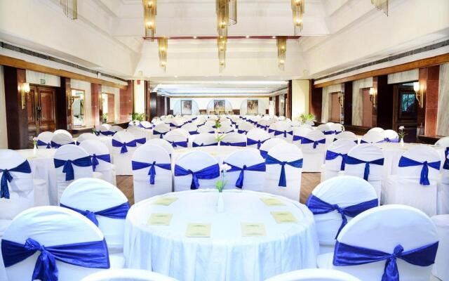 The New Marrion Hotel