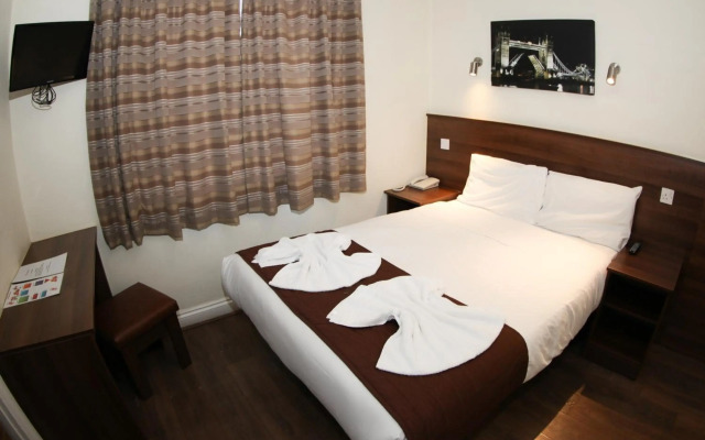Ascot Hyde Park Hotel