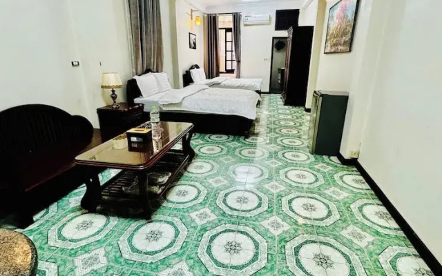 IL Divo 8 Hàng Đào Hostel & Spa
