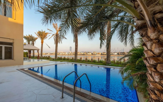 Maison Privee - Exclusive Villa w/ Private Pool, Garden & Beach