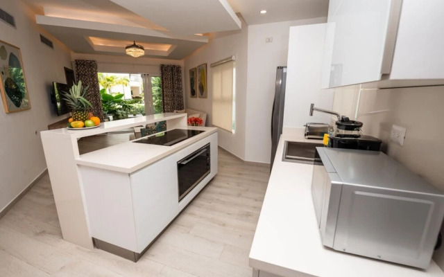 Stylish 3-bedroom Apartment Near the Bavaro Beach