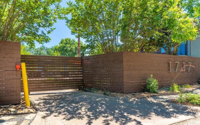 Abode Houston - Norfolk