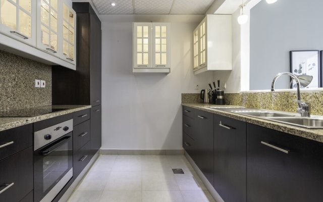 Airy Apartment With the Best View of Marina!, фото 3