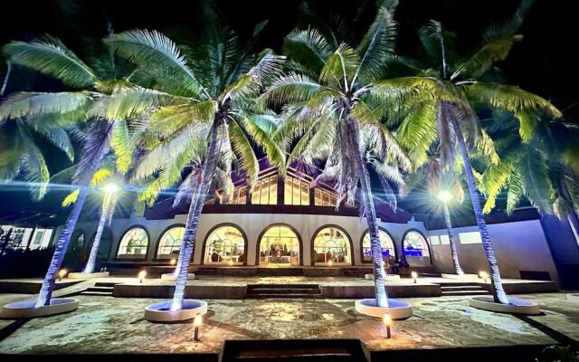 Hotel Tesoro Beach