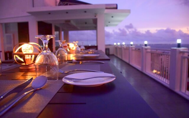 Ruvisha Beach Hotel