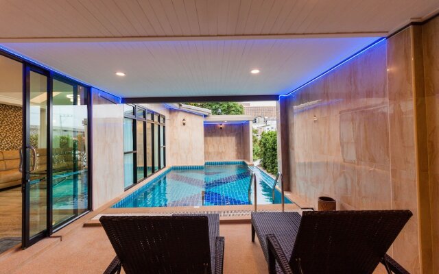 Top Pool Villa B5