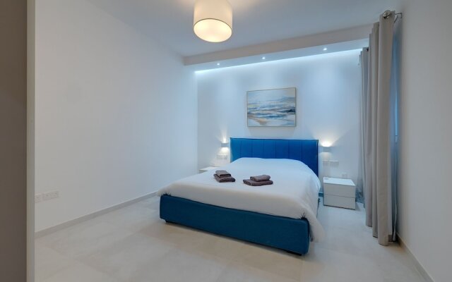 Deluxe Apartment With Valletta and Harbour Views