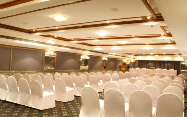 Aditya Park Hyderabad - A Sarovar Hotel