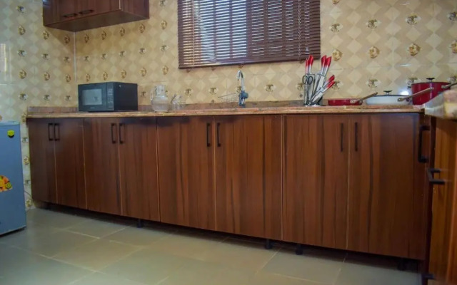 Entire Beautiful Three Bedrooms Apartments