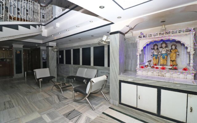 Hotel Monohar Inn By OYO Rooms