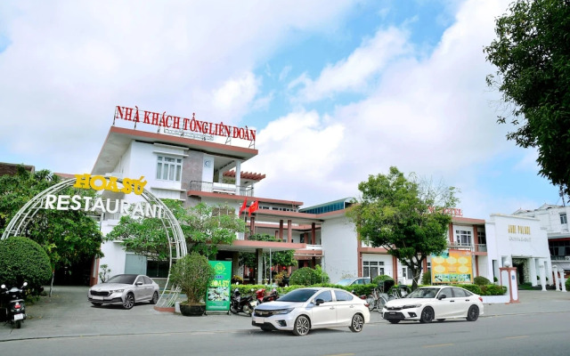 Song Huong Hue Hotel