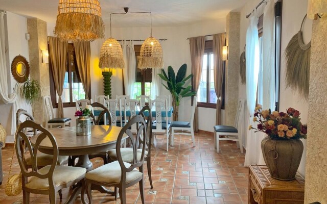 Casa Rural con Piscina Privada y Jacuzzi