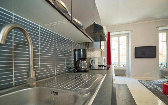 Lusso 5 beds Central Apartment