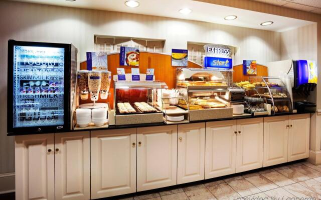 Holiday Inn Express Charleston by IHG