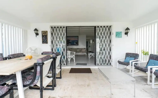 Zenbreak Freshwater Beachfront #5