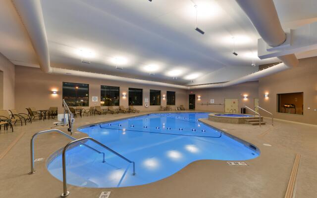 Holiday Inn Express Breezewood by IHG