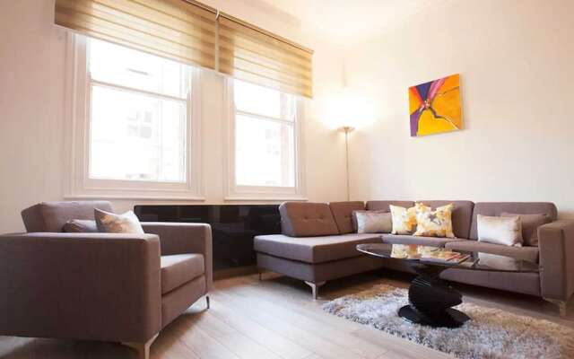 Impressive 2 Bedroom Luxury Flat in Chelsea