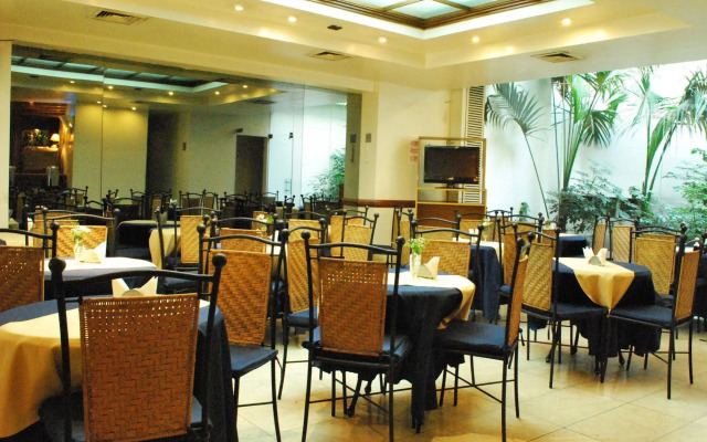 Oxford Hotel